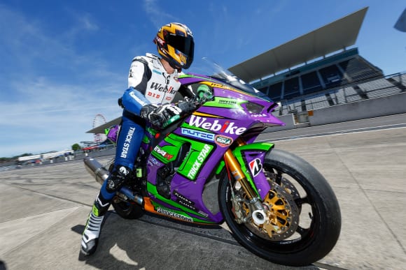 2022年 鈴鹿8耐 EVA RT 01 Webike TRICKSTAR Kawasaki