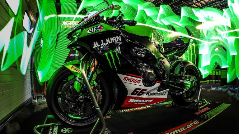 カワサキプラザレーシングチーム ZX-10RR