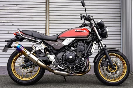 トリックスター Z650RS用フルエキゾーストマフラー 装着車