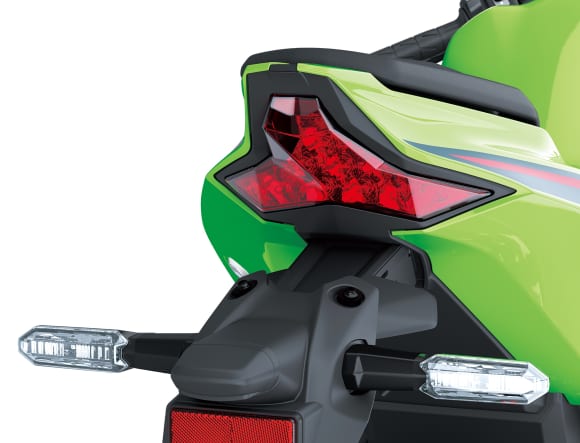 2023 Ninja ZX-4R/Ninja ZX-4R SE/Ninja ZX-4RR