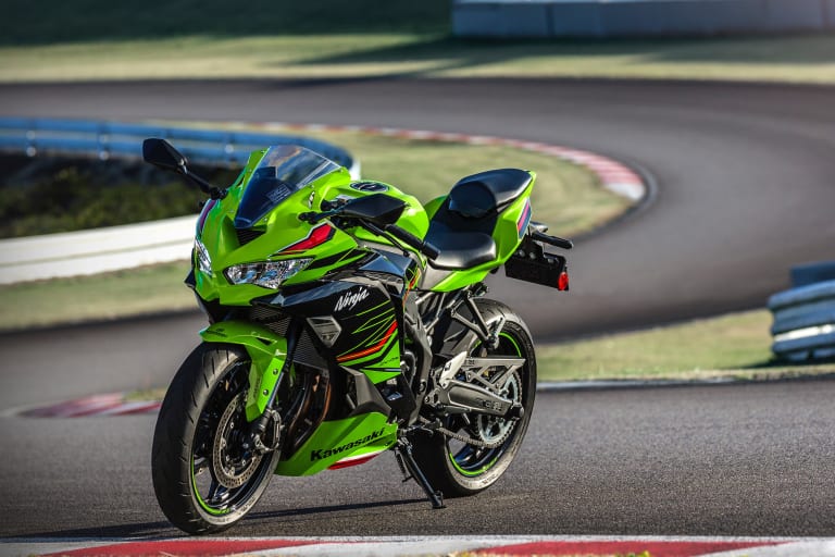 2023 Ninja ZX-4R/Ninja ZX-4R SE/Ninja ZX-4RR