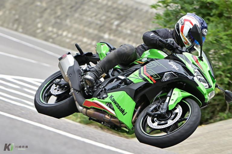 ザ1000km_Ninja ZX-25R SEメイン