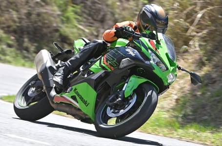 ザ1000km_Ninja ZX-4RR
